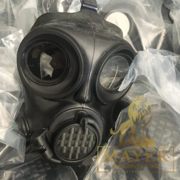 Czech OM-90 gas mask set